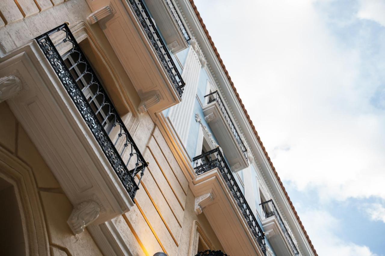 Hospes Amérigo Alicante Esterno foto The balcony of the hotel