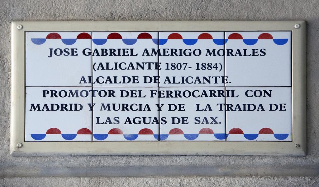 Hospes Amérigo Alicante Esterno foto Commemorative plaque in Alicante