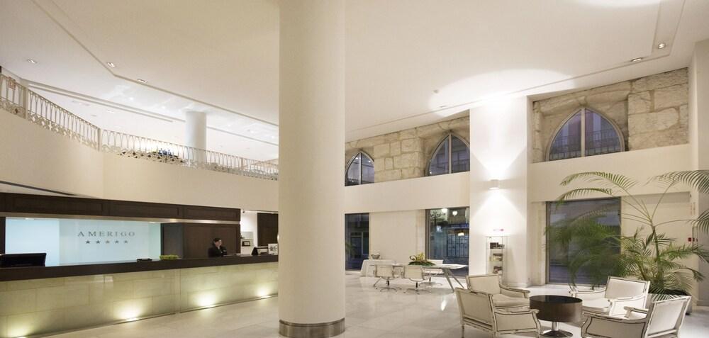 Hospes Amérigo Alicante Esterno foto The lobby of the hotel
