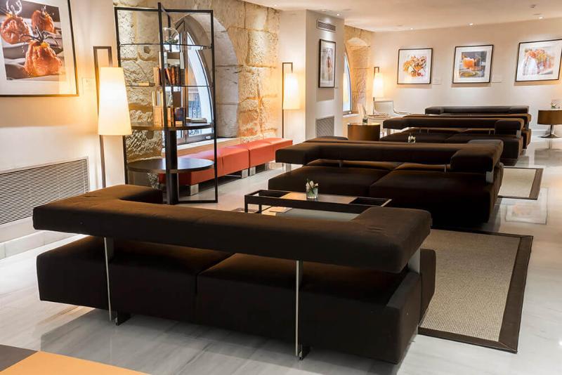 Hospes Amérigo Alicante Esterno foto The interior of the hotel